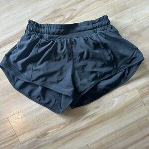 lululemon size 4 black shorts